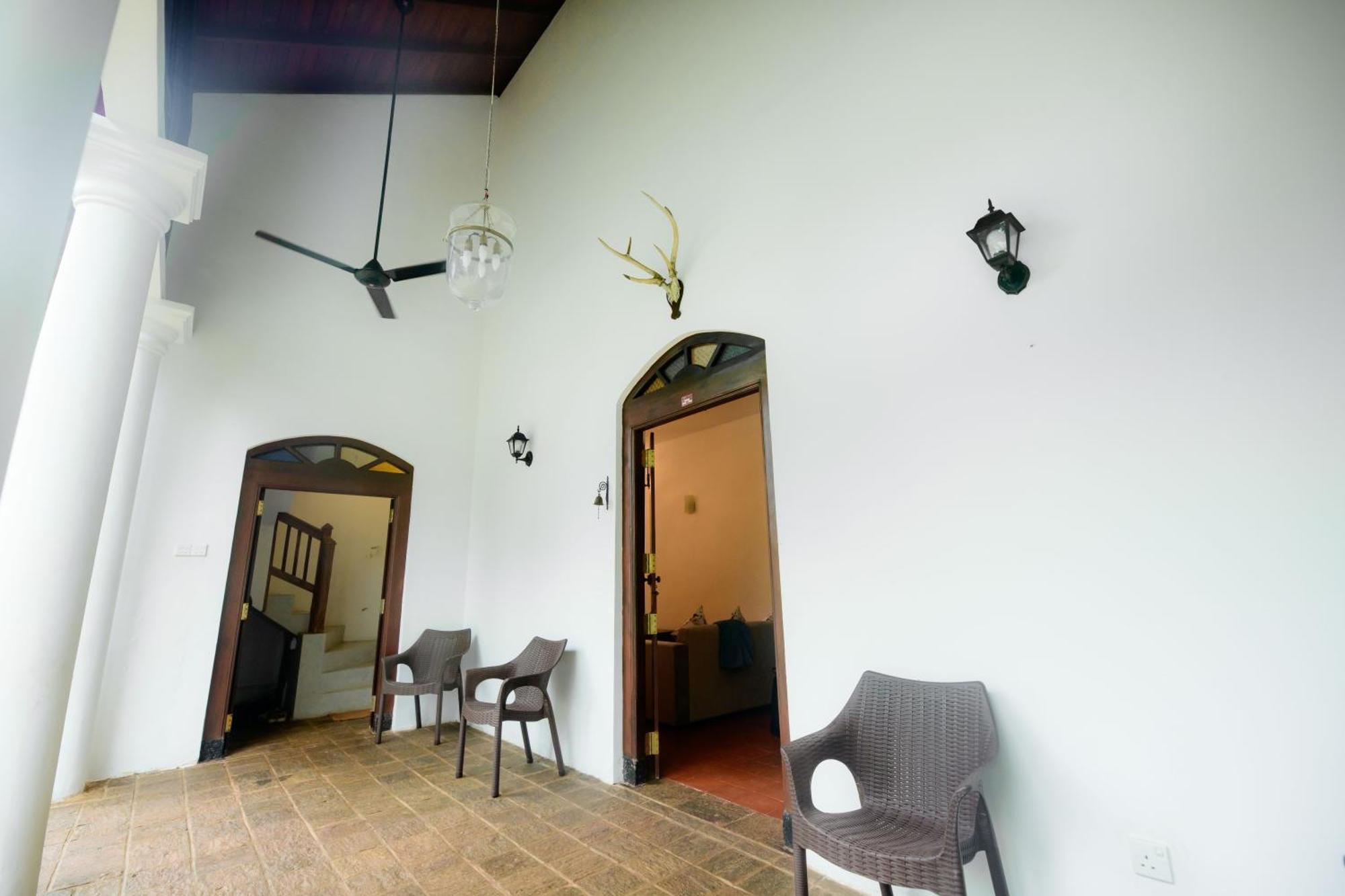 Hill House Villa - Two Bedroom 高尔 外观 照片