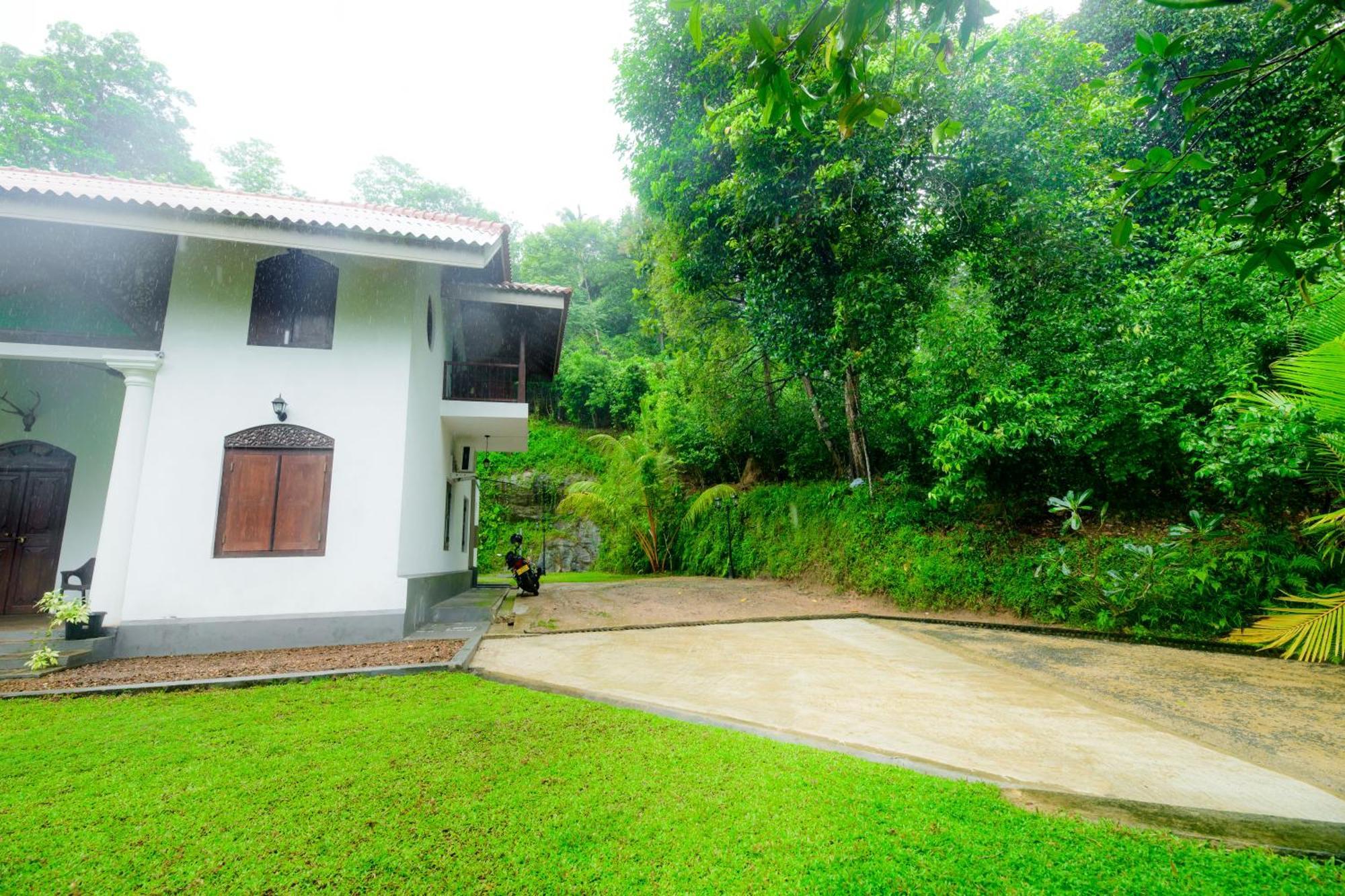 Hill House Villa - Two Bedroom 高尔 外观 照片