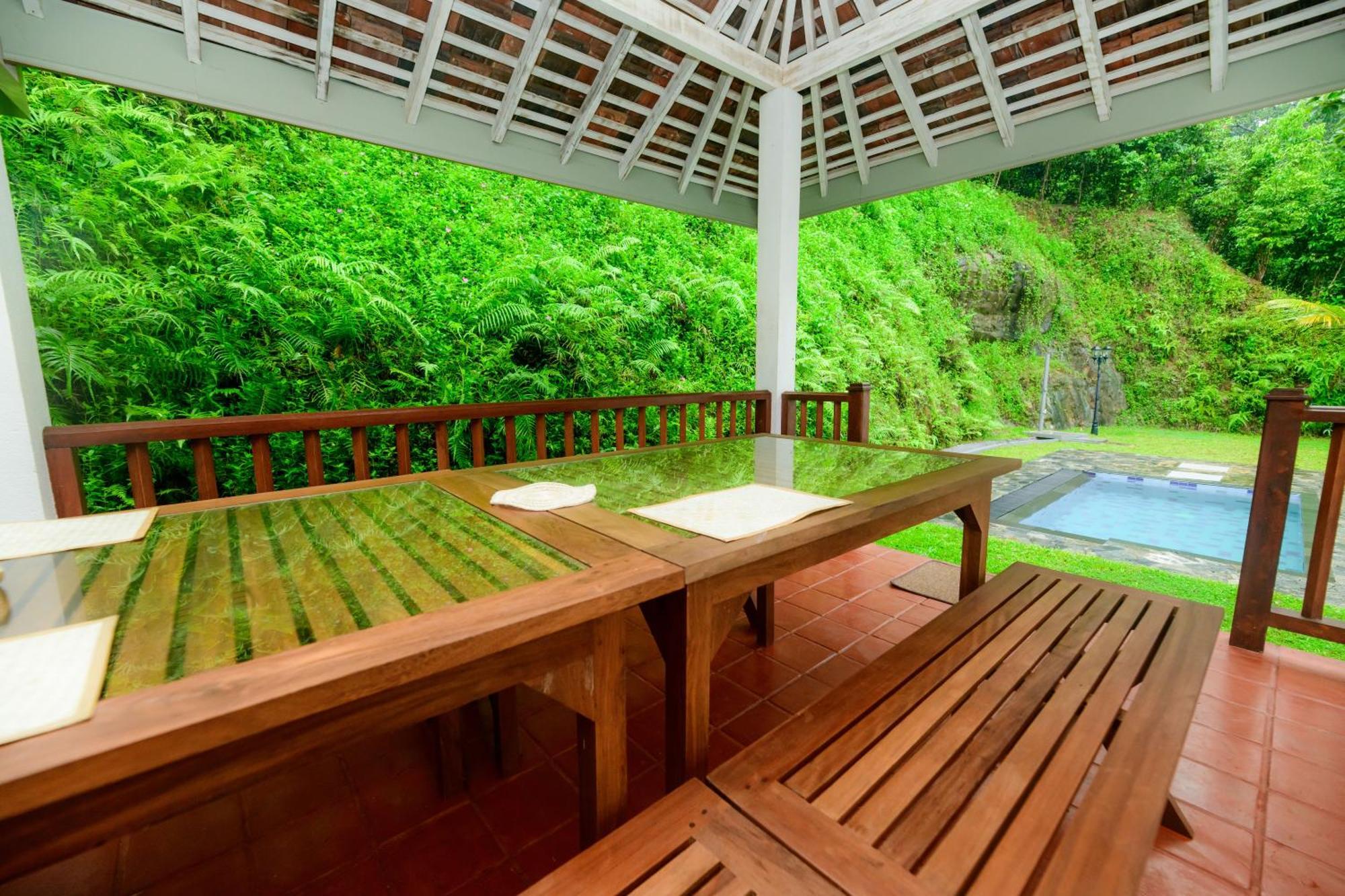 Hill House Villa - Two Bedroom 高尔 外观 照片
