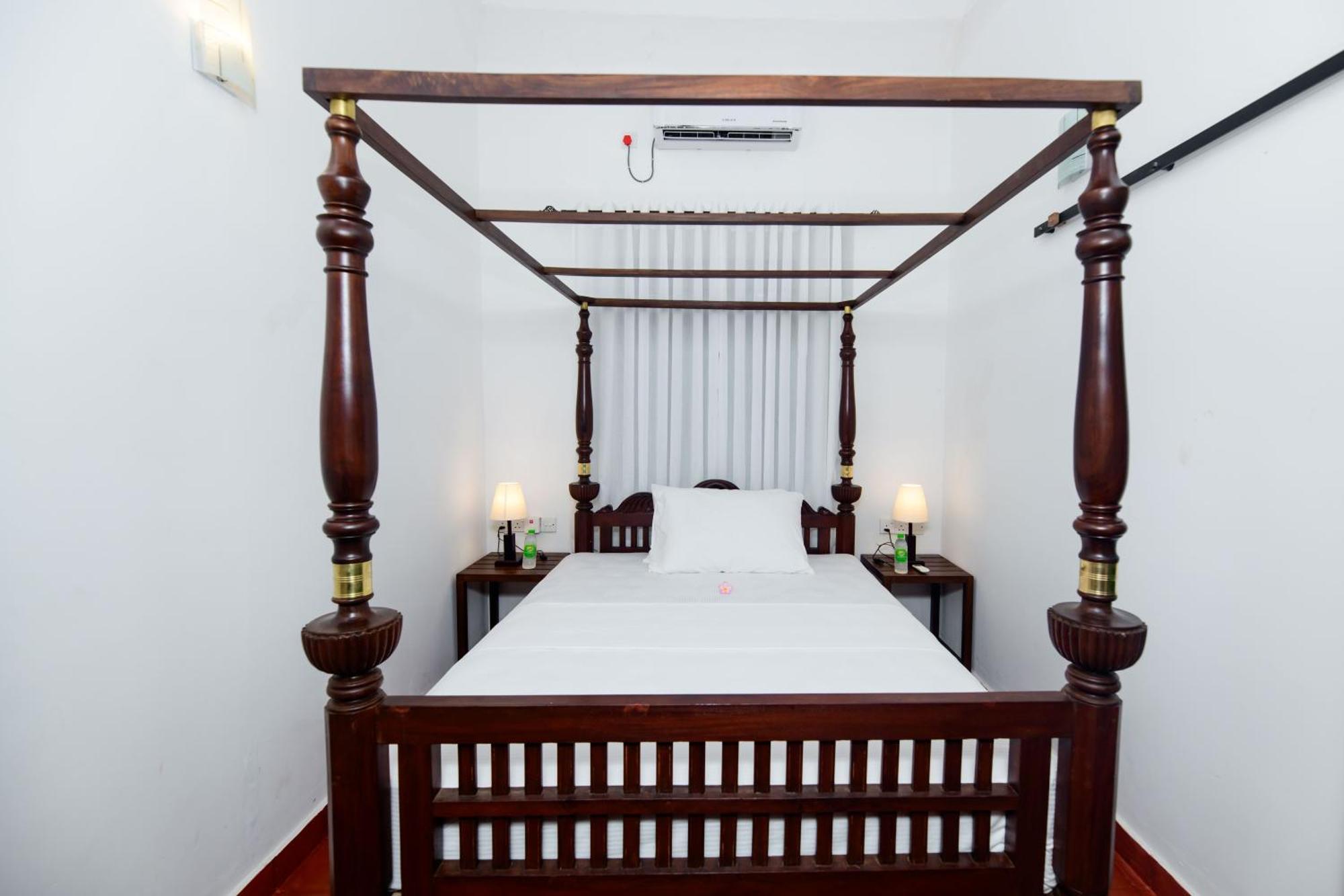 Hill House Villa - Two Bedroom 高尔 外观 照片
