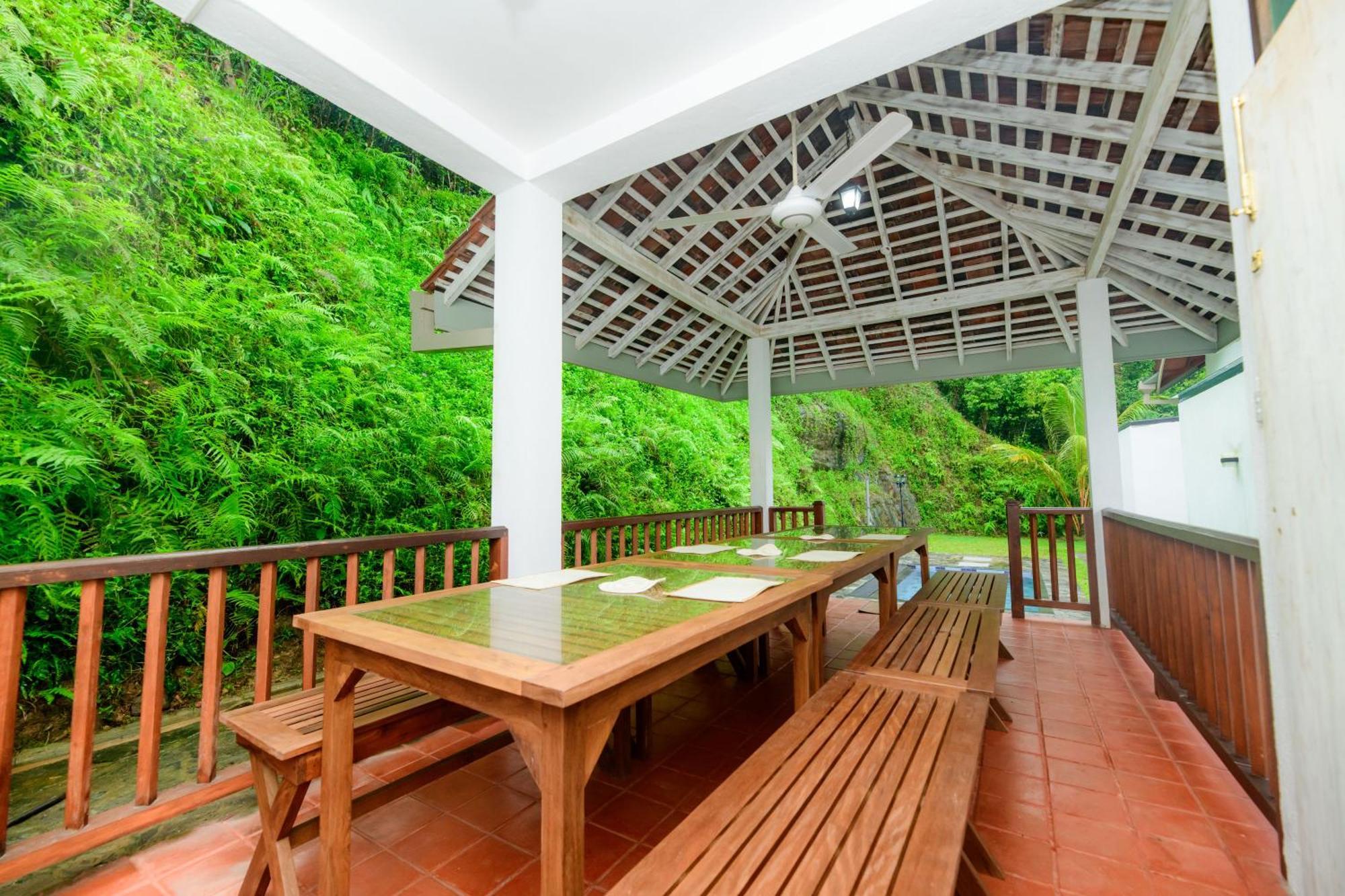 Hill House Villa - Two Bedroom 高尔 外观 照片