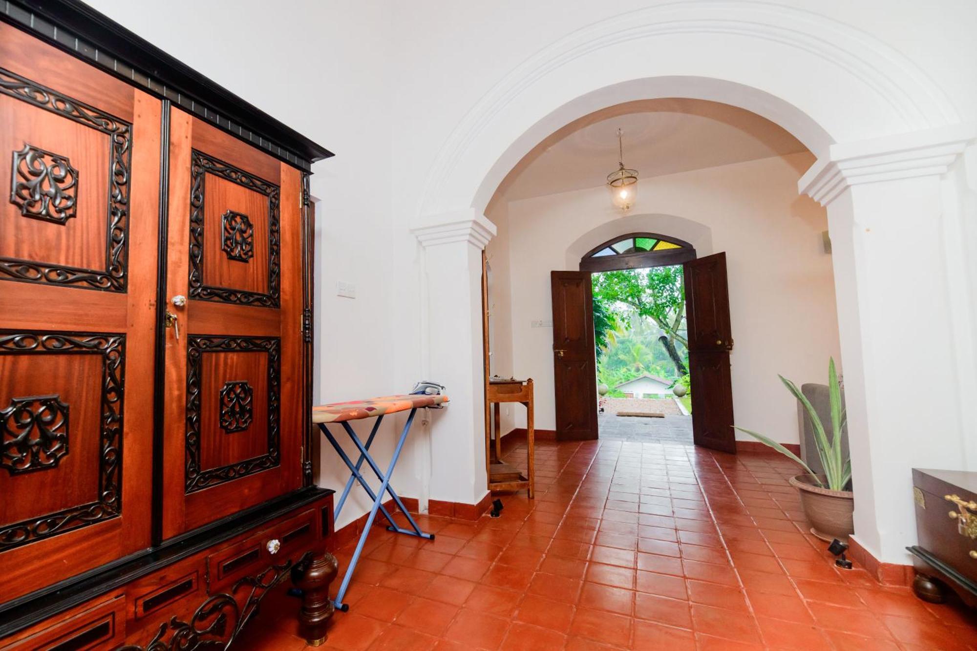 Hill House Villa - Two Bedroom 高尔 外观 照片